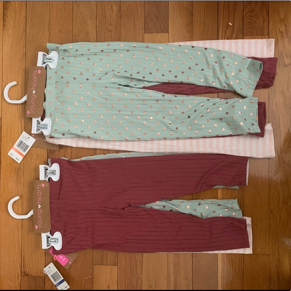 3 pair of leggings with a hair tie - Picture 4 of 5